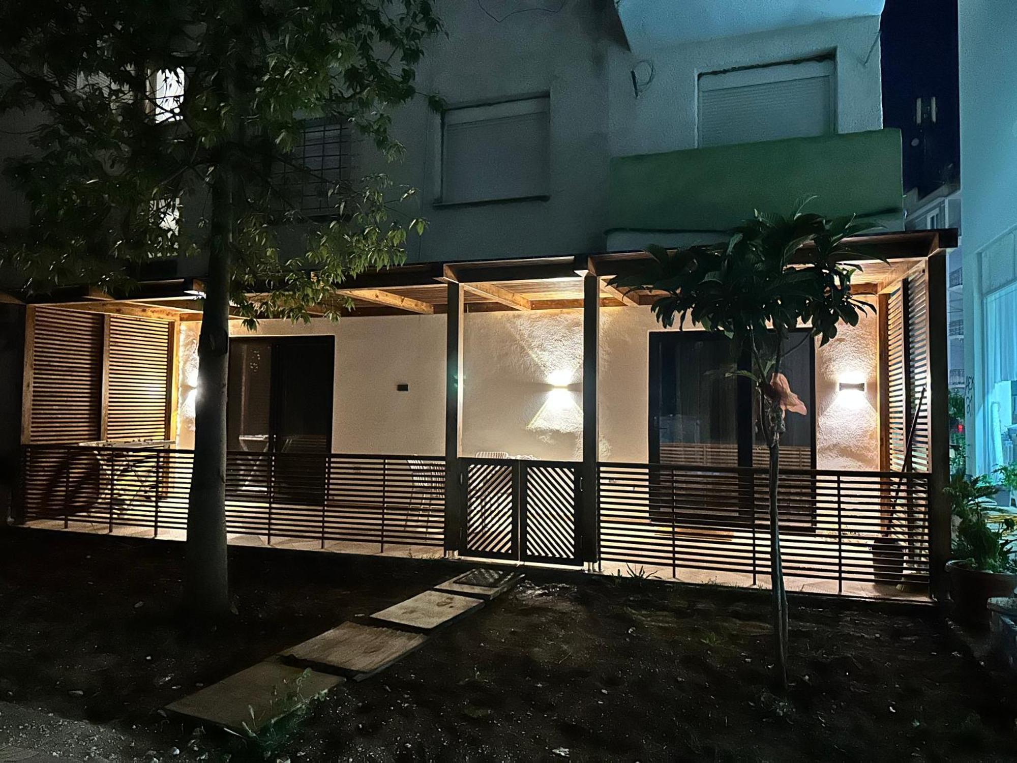 Seahana Apartment Himare Exterior photo